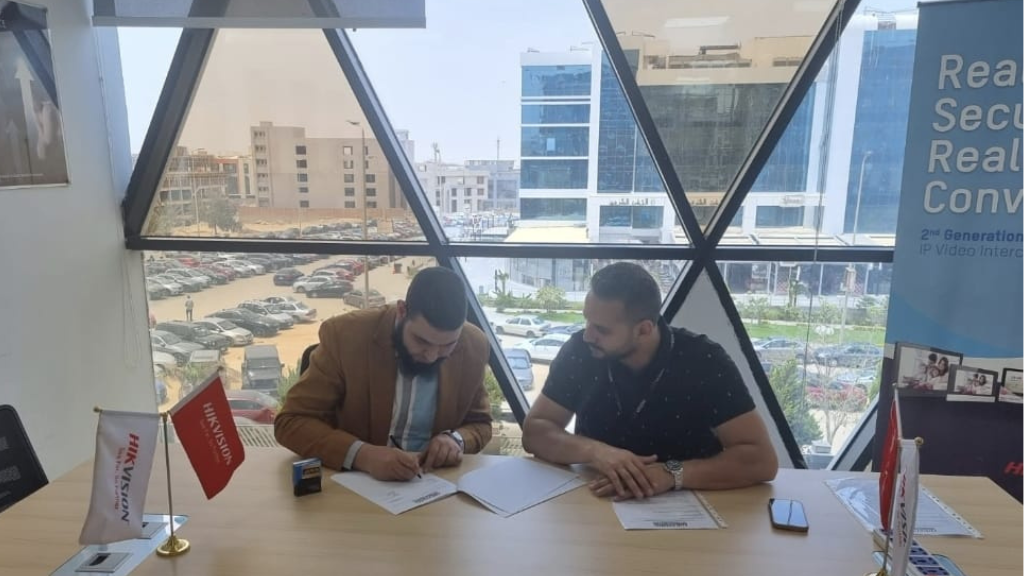 رحلة التوسّع: “الهدى كمبيوتر” تختار “إدارة” لبناء نظام مركزي يربط الفروع والمتجر